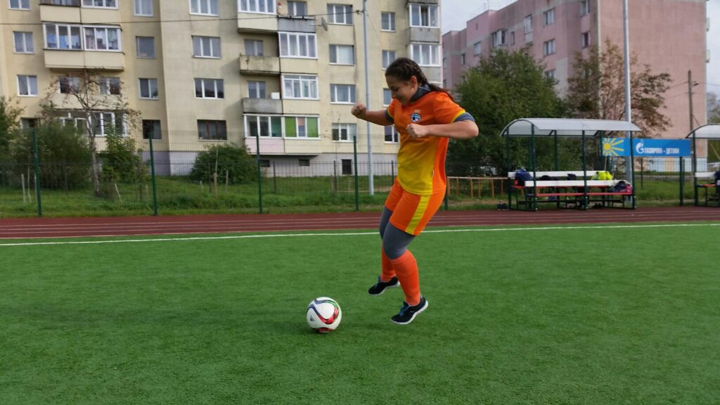 Тренировки по футболу для девочек в Калининграде